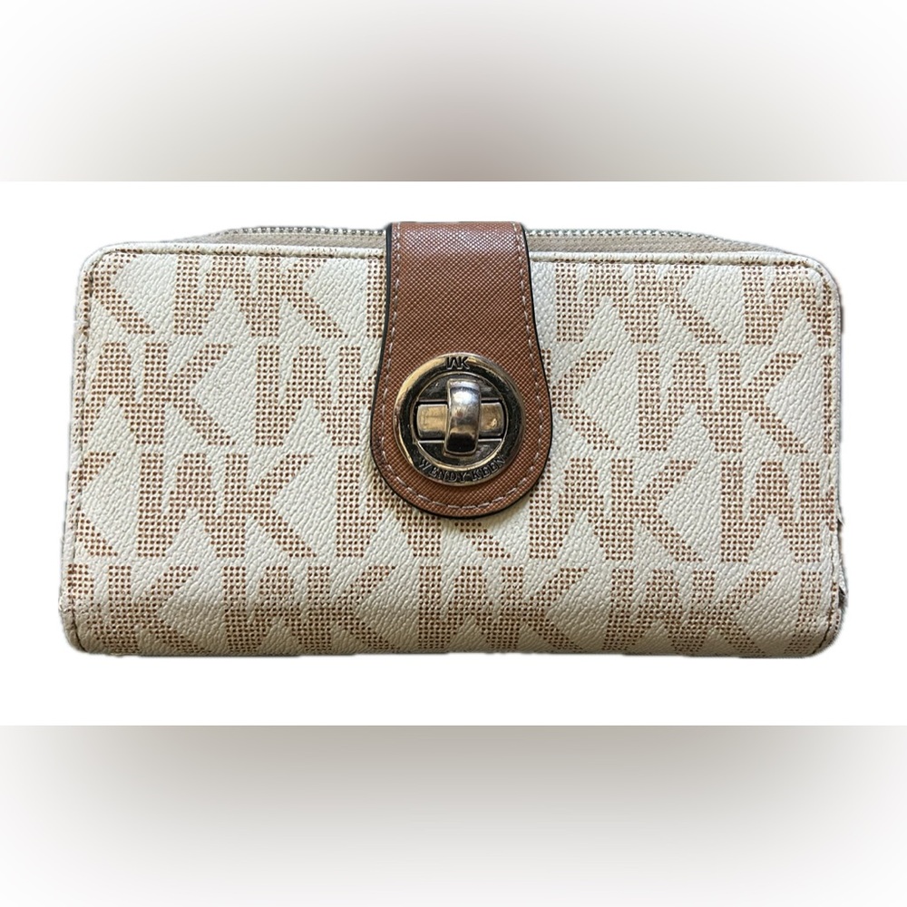 Wendy Keen wallet. Used. Vintage early 2000s.